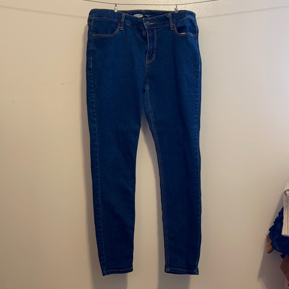 Women’s old navy skinny jeans